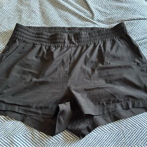 Women's Old Navy Stetchtech Dry Quick Black Shorts. Size XXL